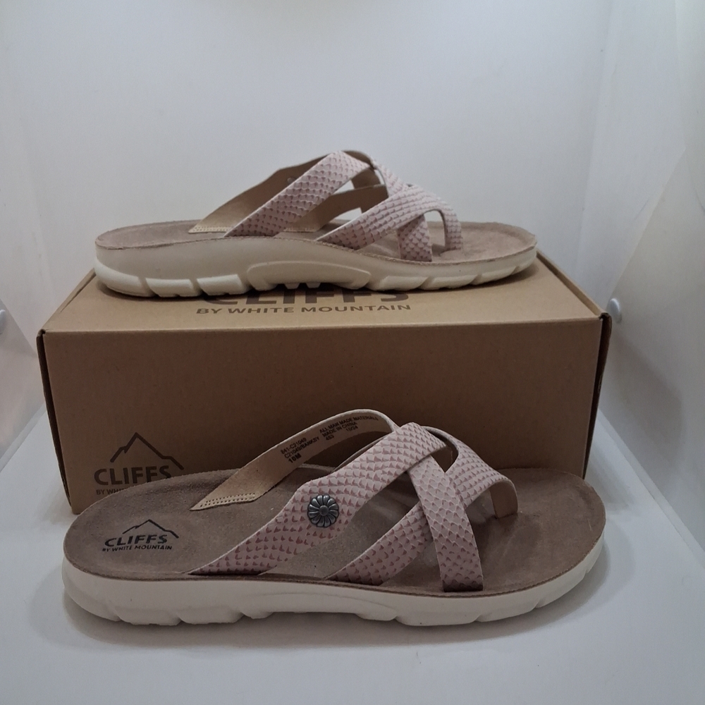 Cliffs by White Mountain Women's Pink Crisscross Slide Sandals